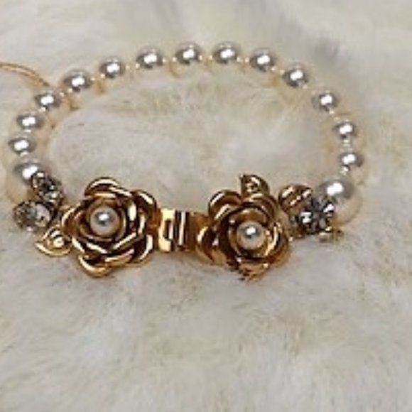 Pearl Bracelet / gold floral front close by Tiador - Picture 2 of 2